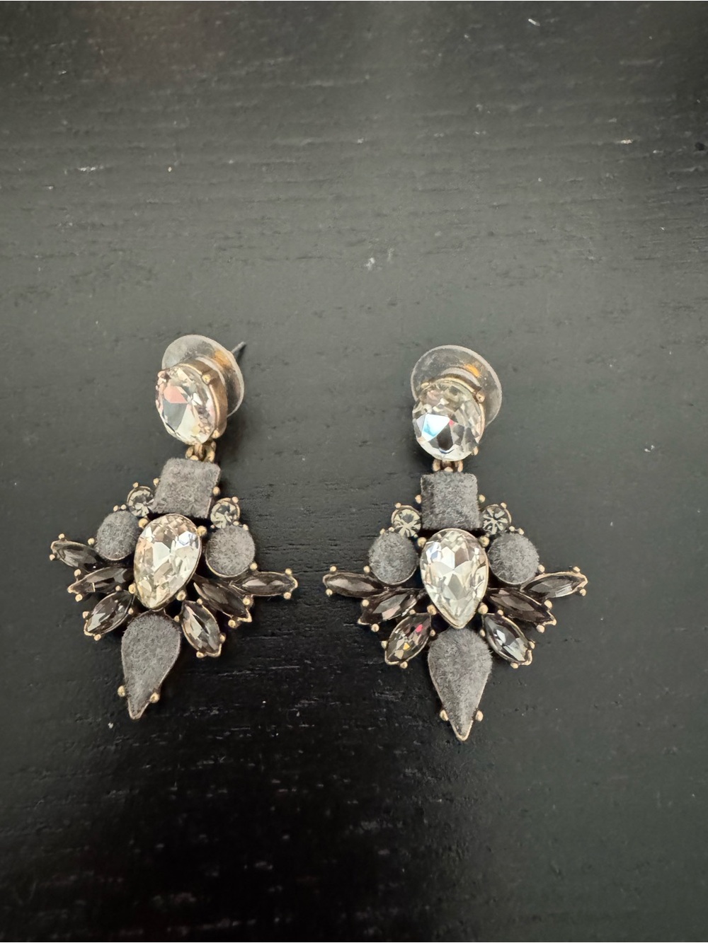 Banana Republic Gray Crystal Drop Statement Earrings - Picture 5 of 10